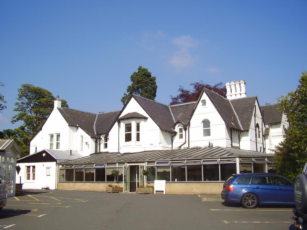 Kaim Park Hotel Bathgate Bagian luar foto